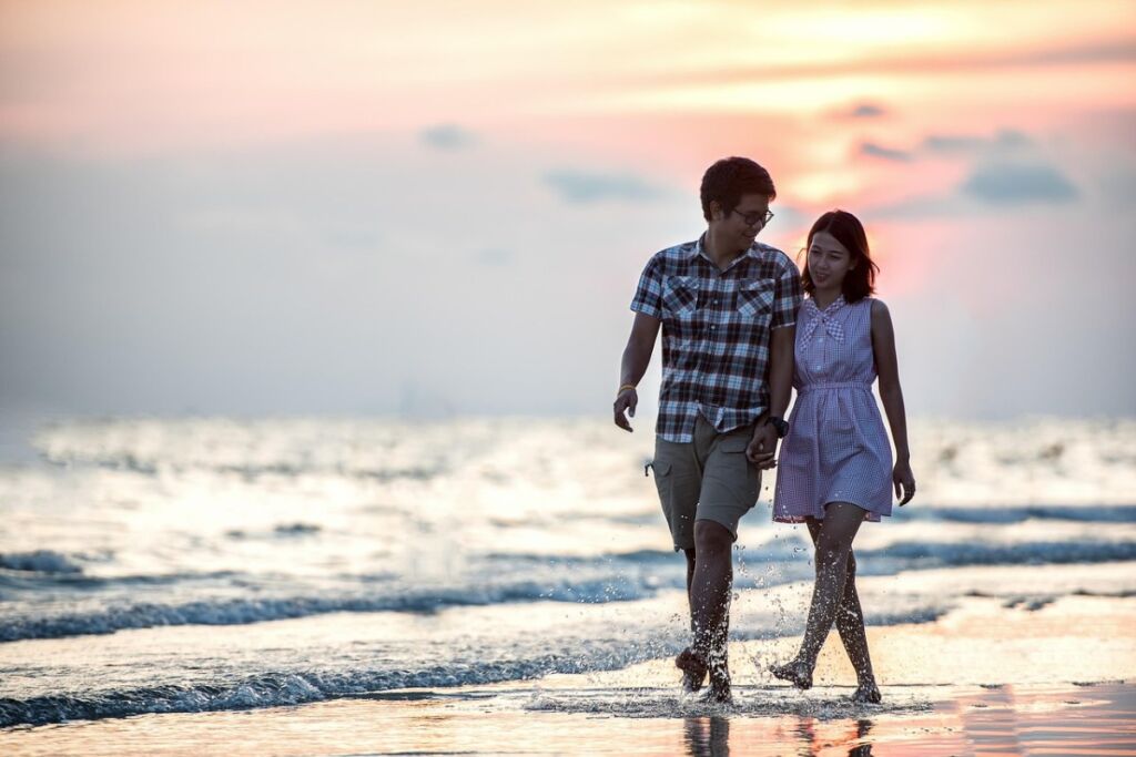 Couples counseling questions help partners reconnect and understand each other better