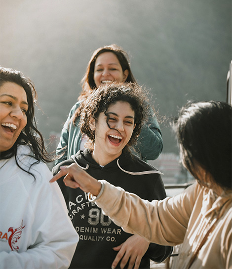 Group of friends having fun together, represents how you can overcome social anxiety through specialized therapy and counseling.